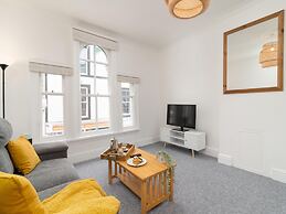 Bright Cheerful 2bed Maisonette Central Penzance