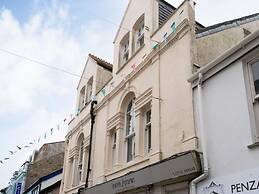 Bright Cheerful 2bed Maisonette Central Penzance