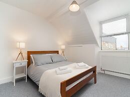 Bright Cheerful 2bed Maisonette Central Penzance