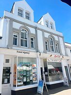 Bright Cheerful 2bed Maisonette Central Penzance