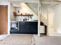 Cosy Cottage Marazion Central With Parking