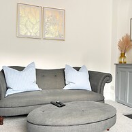 Spacious 5 Bed House Close to Seafront Penzance