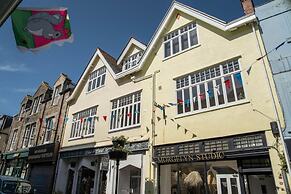 Flat2-cwh One Bedroom Apartment Central Penzance