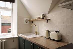 Flat2-cwh One Bedroom Apartment Central Penzance