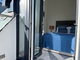 Stunning 3 bed 2 5 Bath Penzance Seaside Balcony