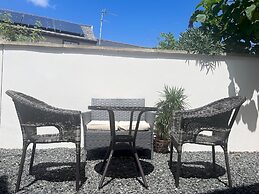 Stunning 3 bed 2 5 Bath Penzance Seaside Balcony
