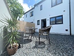 Stunning 3 bed 2 5 Bath Penzance Seaside Balcony