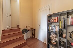 BnButler - Pontaccio 4 con terrazzo