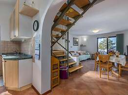 Apartments Villa Mirna