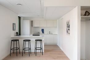 Beach Gardens 46 by Daniel&Jacob's