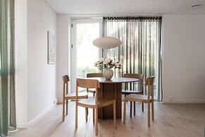 Beach Gardens 46 by Daniel&Jacob's