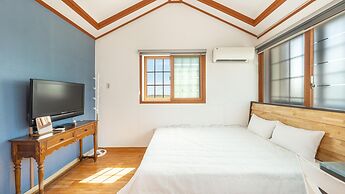 Ganghwado Byeolbatjigi Pension