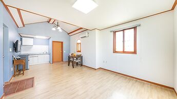 Ganghwado Byeolbatjigi Pension