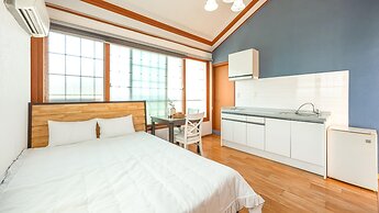 Ganghwado Byeolbatjigi Pension