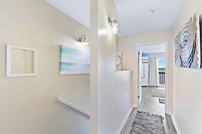 Summer House West Condos