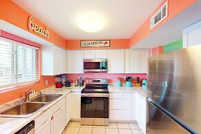 Summer House West Condos