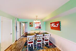 Summer House West Condos