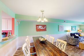 Summer House West Condos