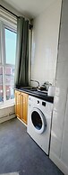 Ashford Cozy Apartment in Town Centre