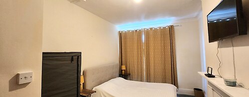 Ashford Cozy Apartment in Town Centre