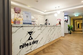 NITE & DAY Candi Semarang