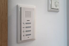 SmartLiving Boardinghouse- 24h Check In