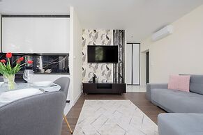 Andersa Apartment near Old Town by Renters