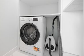 Andersa Apartment near Old Town by Renters