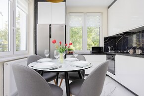 Andersa Apartment near Old Town by Renters