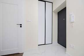 Andersa Apartment near Old Town by Renters