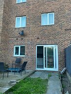 Sittingbourne Serenity - Spacious 4-bed House