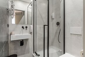 Lumina comfy studio near WeWork