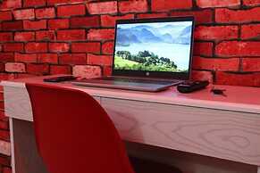 Hidden Gems Studio Apartments