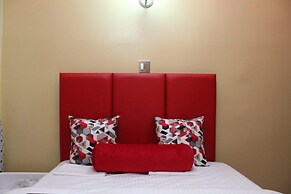 Hidden Gems Studio Apartments