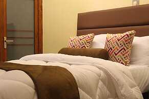 Hidden Gems Studio Apartments