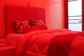 Hidden Gems Studio Apartments