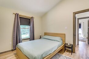 Pool & Beach Access: Charming Poconos Cabin!