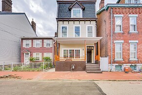 Modern Pittsburgh Home w/ Rooftop Deck & Backyard