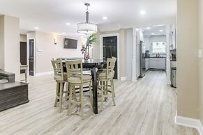 Charlotte Home w/ Yard - Near Spectrum Center!