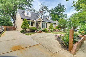 Charlotte Home w/ Yard - Near Spectrum Center!