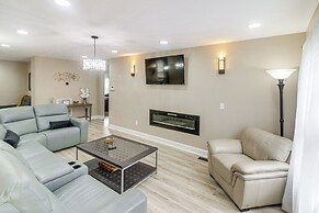 Charlotte Home w/ Yard - Near Spectrum Center!