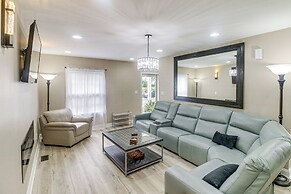 Charlotte Home w/ Yard - Near Spectrum Center!