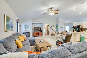 North Port Home w/ Charming Lanai ~ 7 Mi to Beach