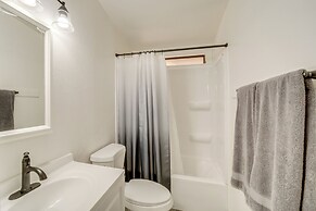 Pine Home w/ Decks & Grill < 1 Mi to Downtown!