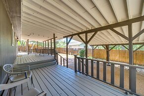 Pine Home w/ Decks & Grill < 1 Mi to Downtown!
