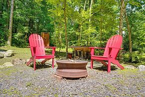 Solar-powered Brandon Studio Cabin: Hiking Access