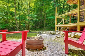 Solar-powered Brandon Studio Cabin: Hiking Access