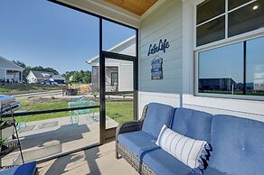 On-site Lake w/ Boat Ramp: Greenwood Retreat!