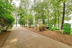 Kentucky Lake Home w/ Hot Tub & Boat Dock
