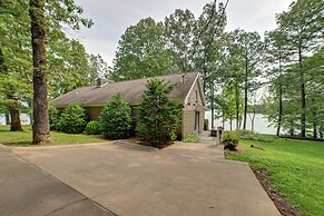 Kentucky Lake Home w/ Hot Tub & Boat Dock